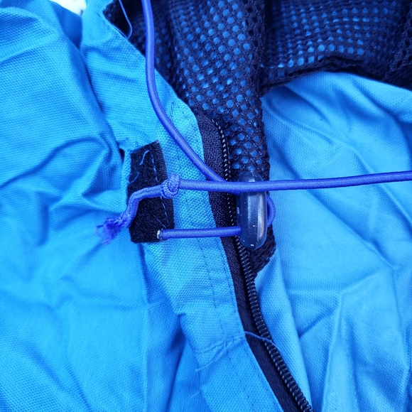 Vintage The North Face Windbreaker Packable Lightweight Hooded Jacket - Picture 5 of 9